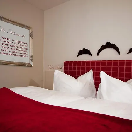 Konukevi Restaurant Zum Brauhaus