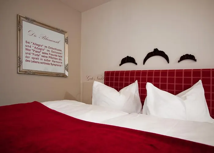 بيت ضيافة Restaurant Zum Brauhaus