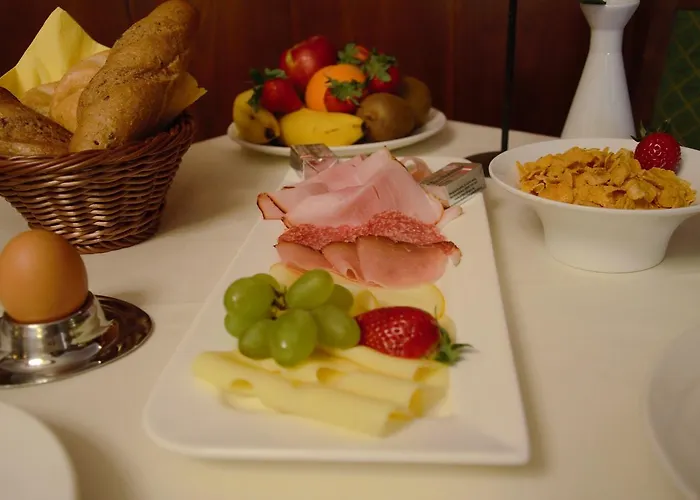 بيت ضيافة Restaurant Zum Brauhaus